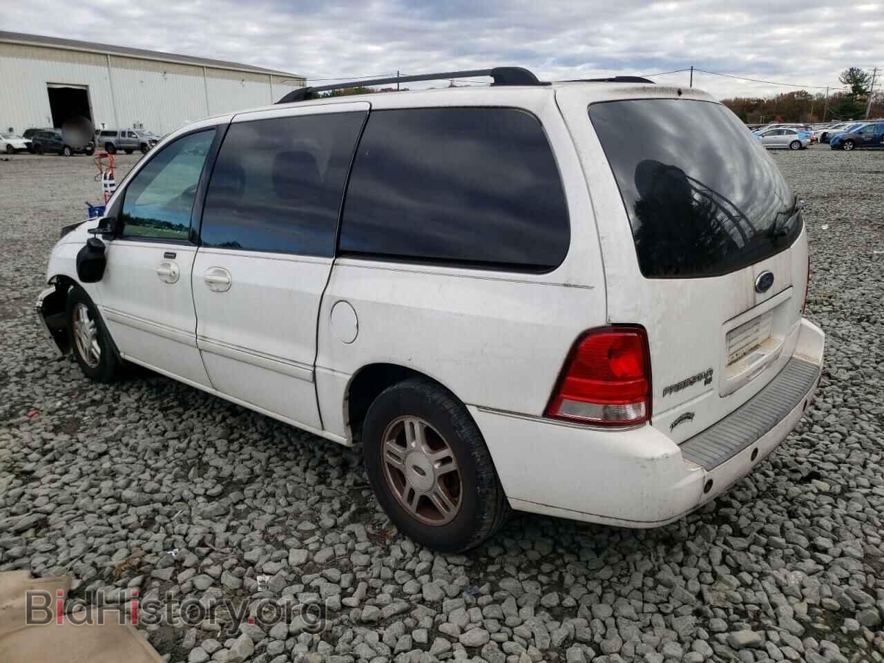 2007 FORD FREESTAR - VIN: 2FMZA52247BA17646 - Фото 2