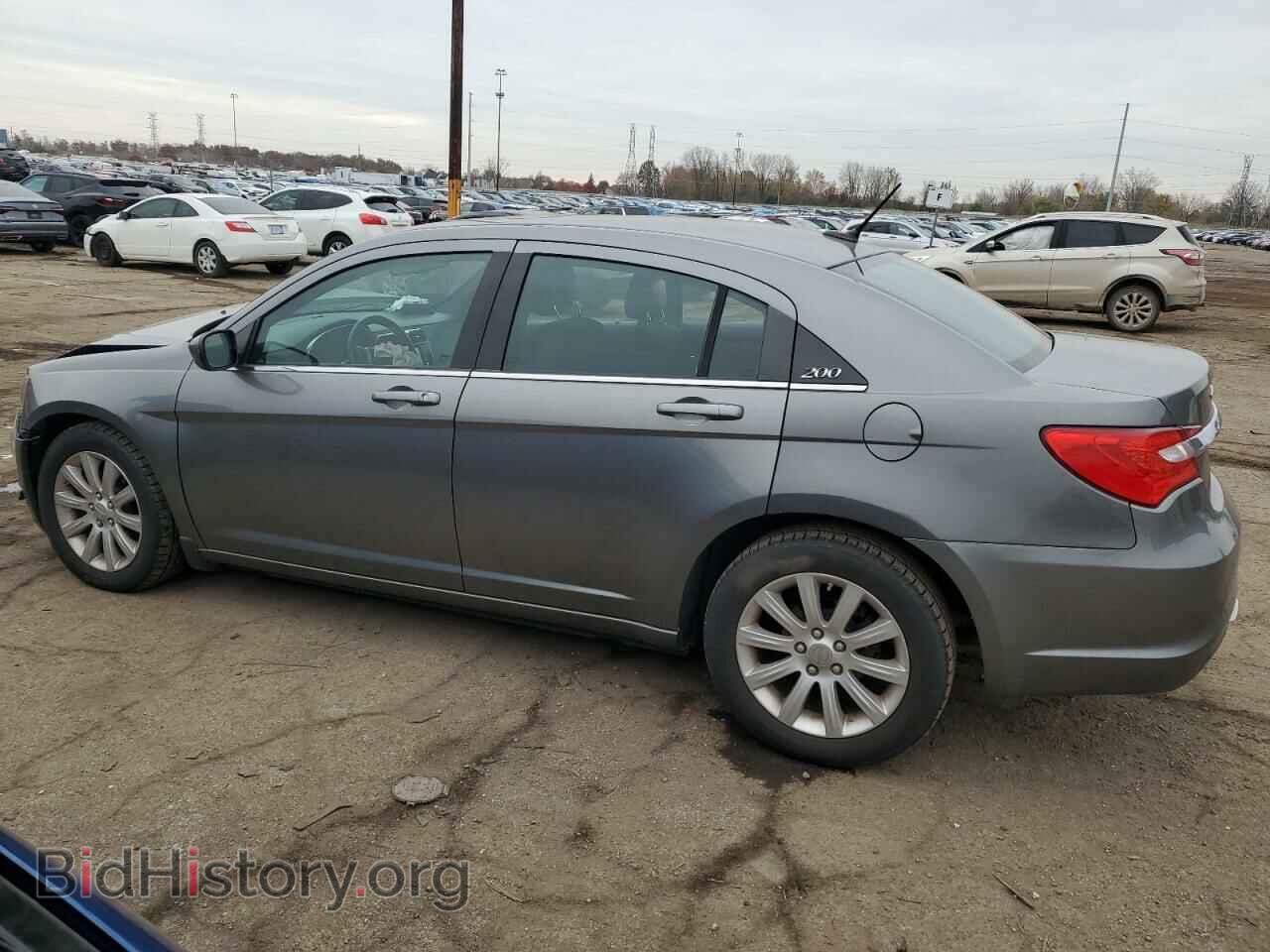 2012 CHRYSLER 200 - VIN: 1C3CCBBG5CN308299 - Фото 2