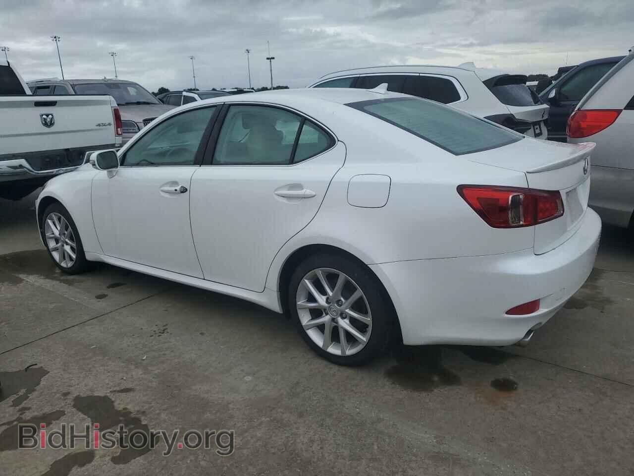 2011 LEXUS IS - VIN: JTHCF5C25B5051617 - Фото 2