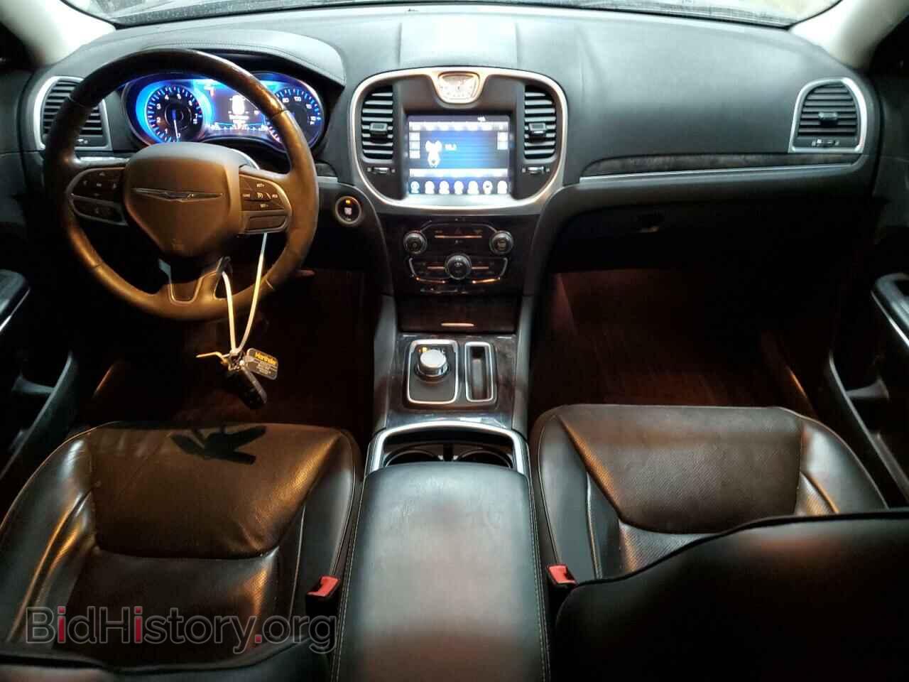 2017 CHRYSLER 300 - VIN: 2C3CCAKG8HH571624 - Фото 8