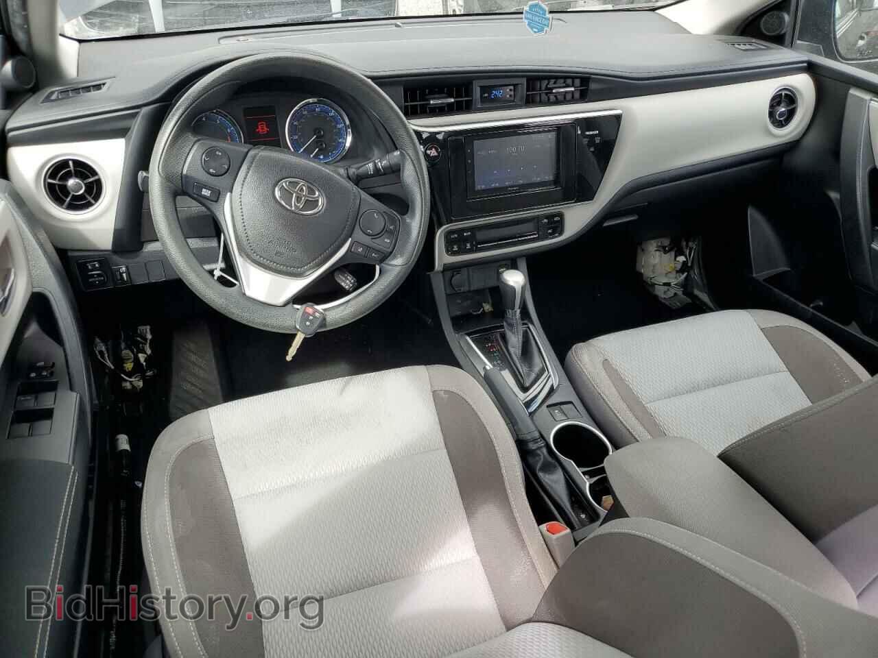2017 TOYOTA COROLLA - VIN: 2T1BURHEXHC775036 - Фото 8