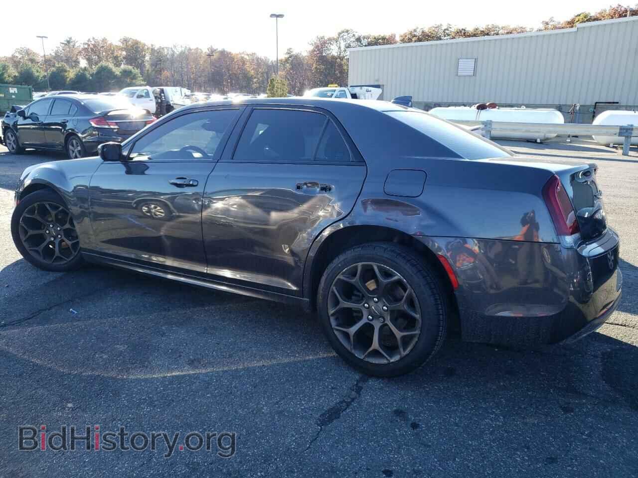 2016 CHRYSLER 300 - VIN: 2C3CCABG4GH261386 - Фото 2