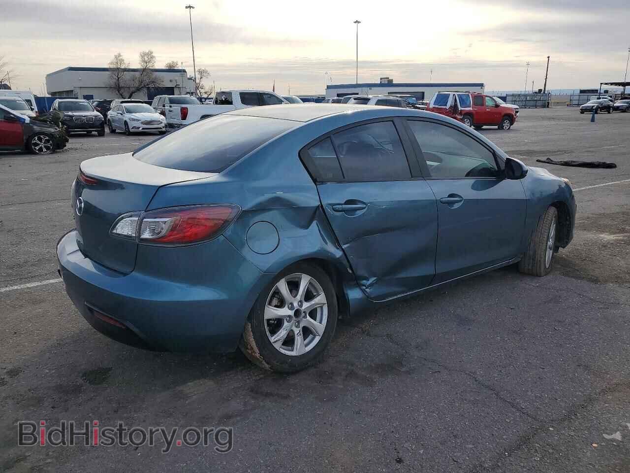 2011 MAZDA 3 - VIN: JM1BL1VG1B1453181 - Фото 3
