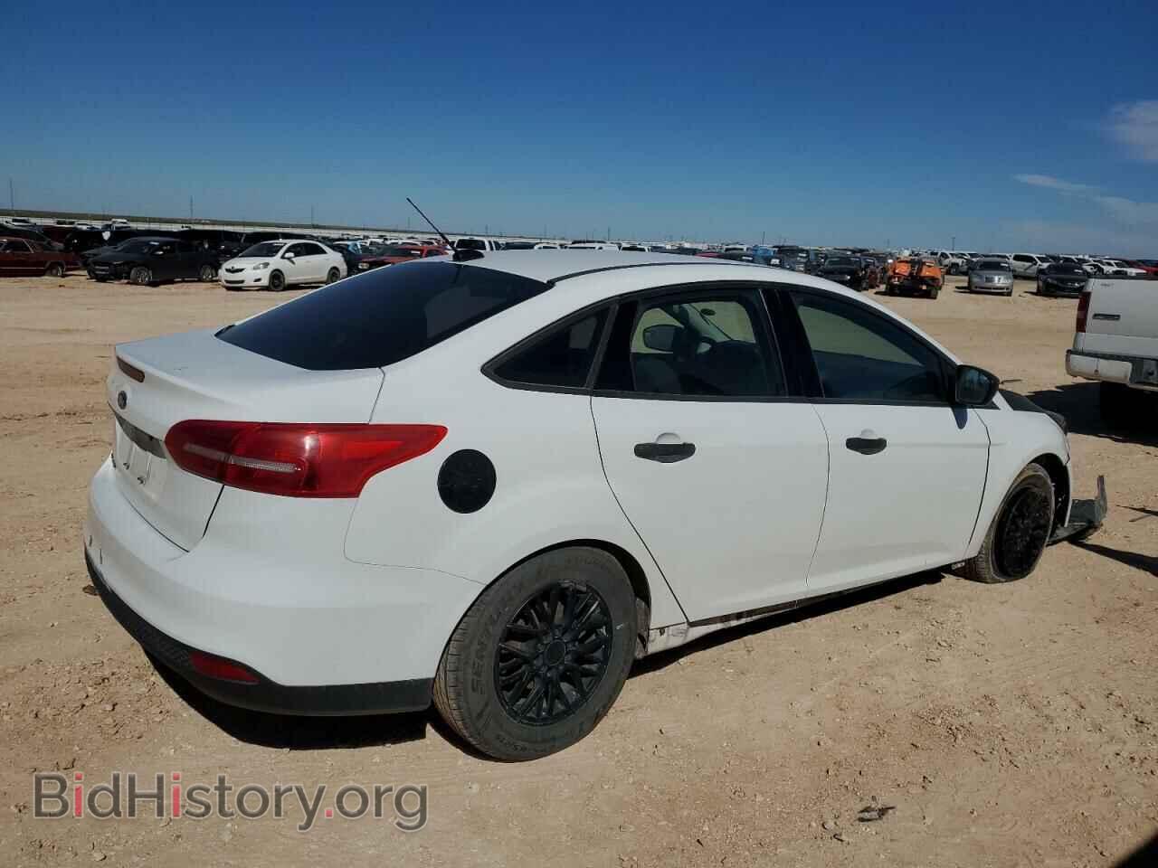 2016 FORD FOCUS - VIN: 1FADP3E24GL331185 - Фото 3