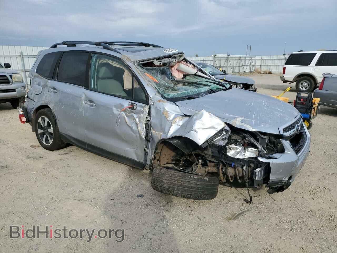 2017 SUBARU FORESTER - VIN: JF2SJAGC7HH802409 - Photo 4
