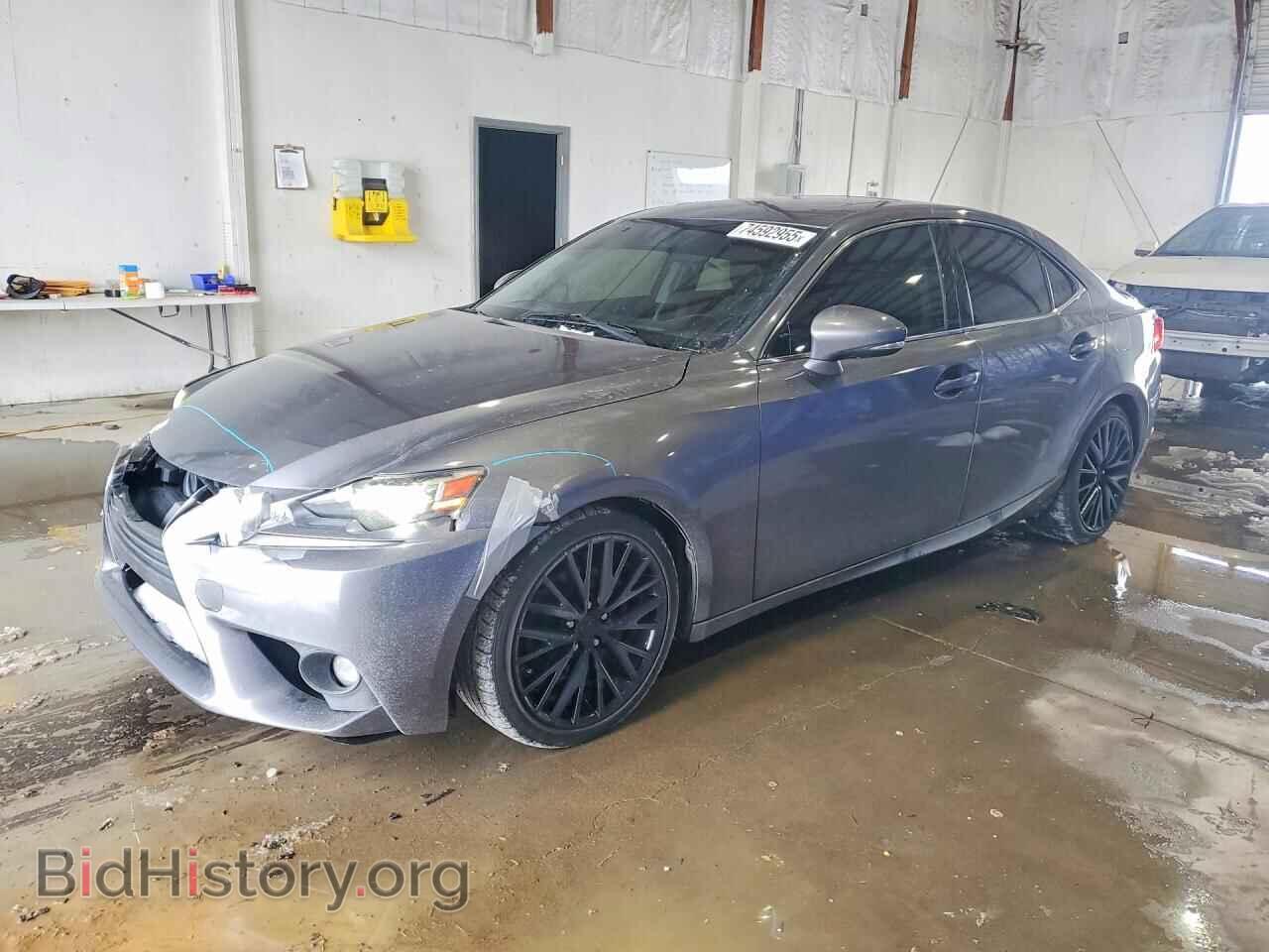 Фотография JTHCF1D23F5024719 - LEXUS IS 2015