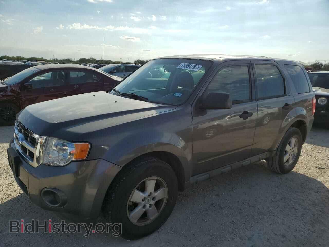 Фотография 1FMCU0C76CKB90689 - FORD ESCAPE 2012