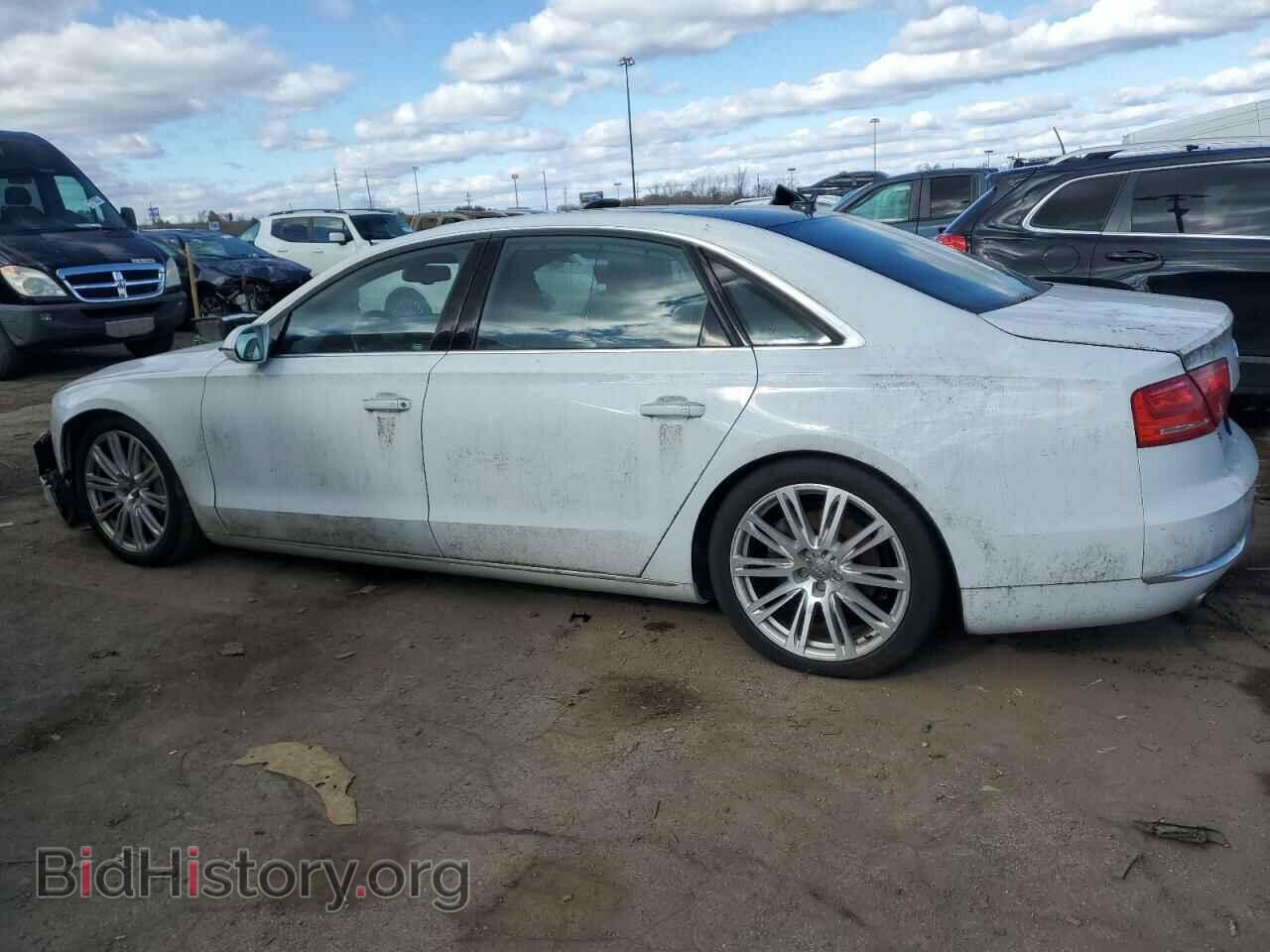 2013 AUDI A8 - VIN: WAURGAFD6DN001985 - Фото 2