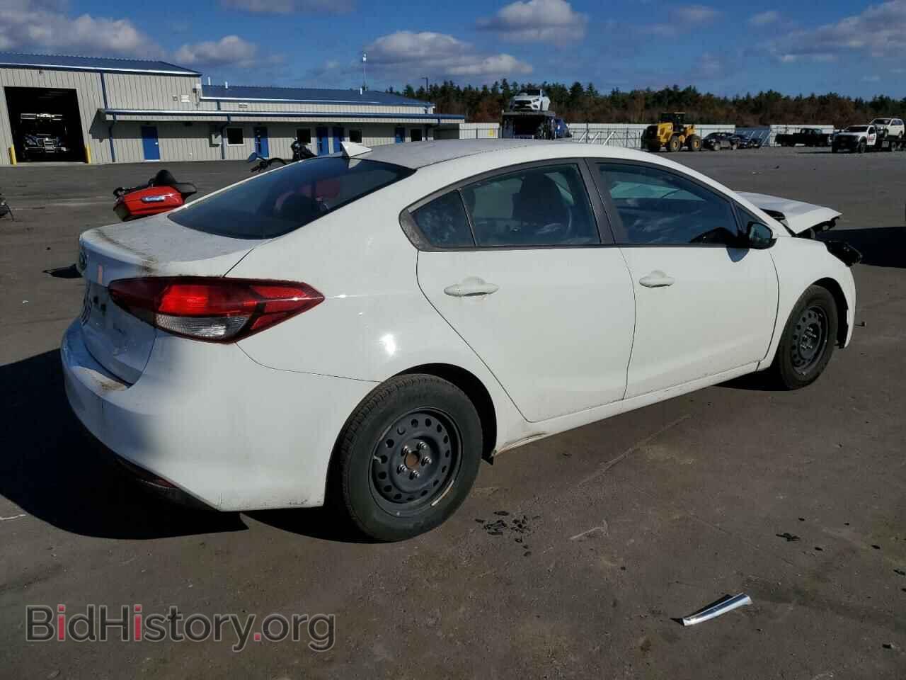 2017 KIA FORTE - VIN: 3KPFK4A74HE092496 - Фото 3
