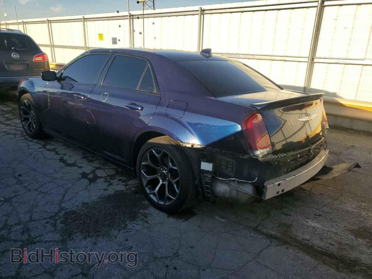 2016 CHRYSLER 300 - VIN: 2C3CCABG5GH294879 - Фото 2
