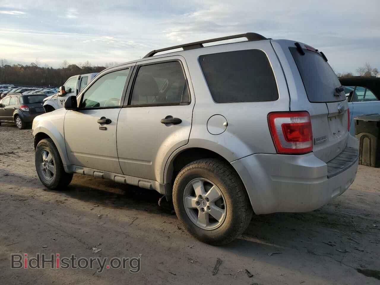 2010 FORD ESCAPE - VIN: 1FMCU9D79AKB95367 - Фото 2