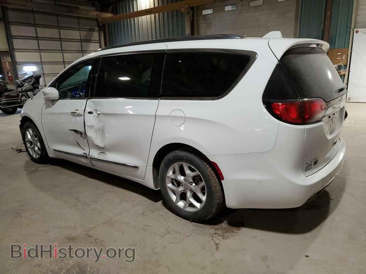 2020 CHRYSLER PACIFICA - VIN: 2C4RC1EG3LR110268 - Photo 2