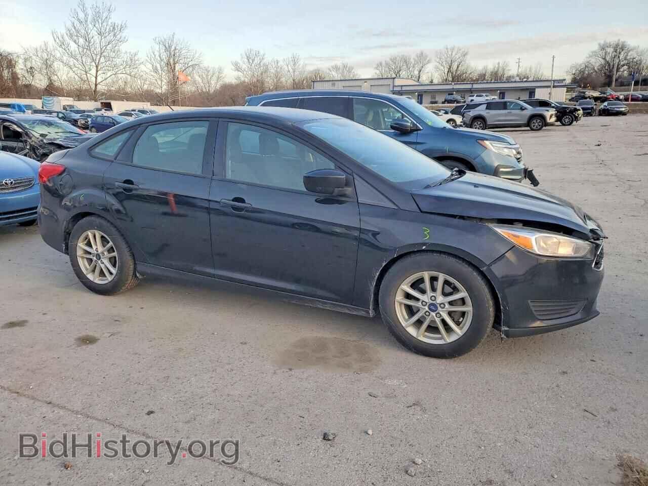 2018 FORD FOCUS - VIN: 1FADP3F21JL283974 - Фото 4
