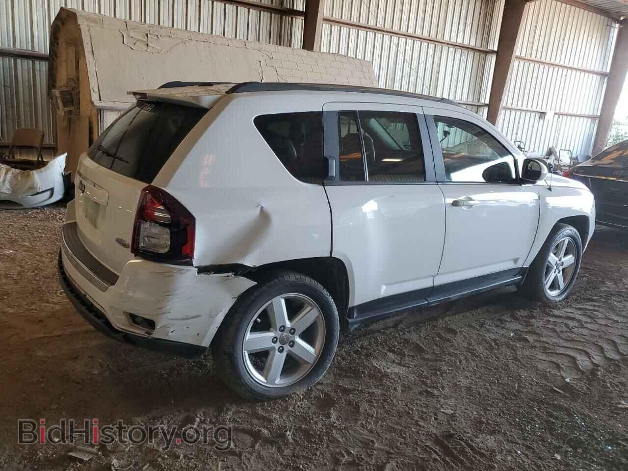 2014 JEEP COMPASS - VIN: 1C4NJCEA7ED818332 - Photo 3