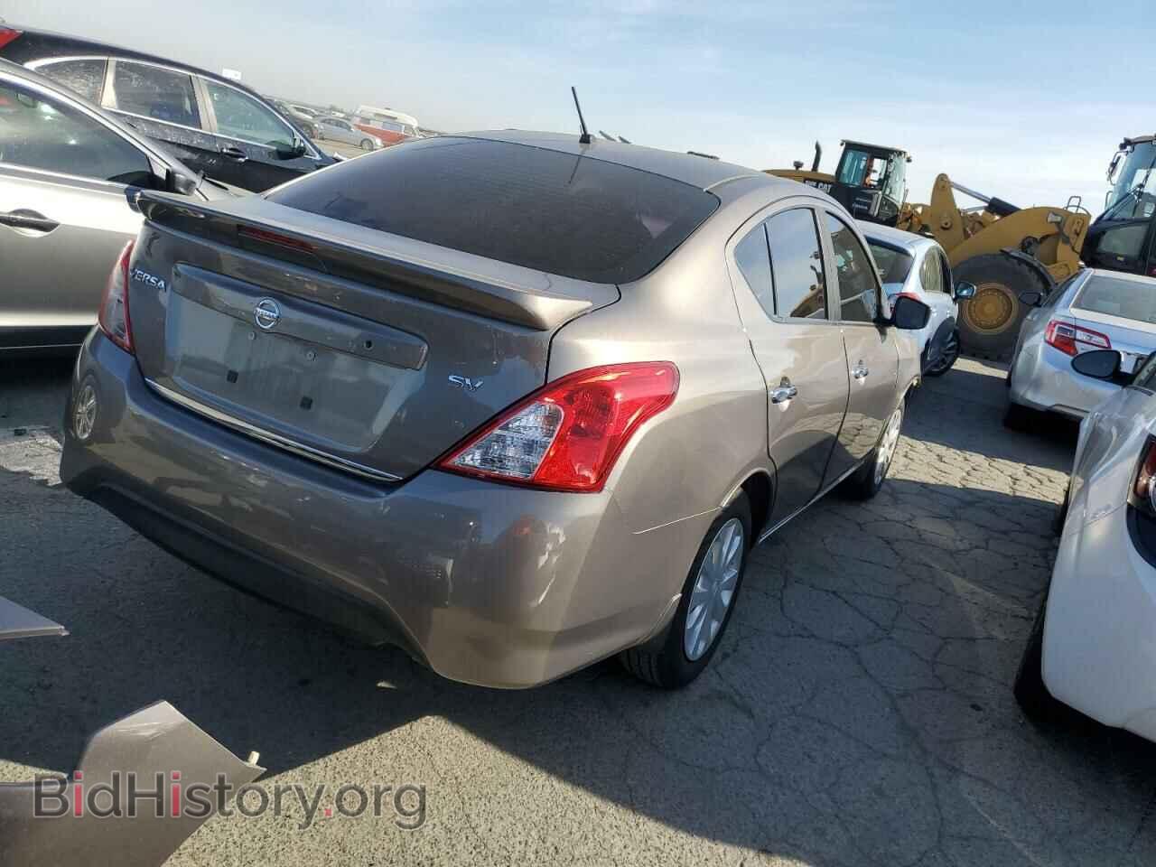 2017 NISSAN VERSA - VIN: 3N1CN7AP3HL817600 - Фото 3