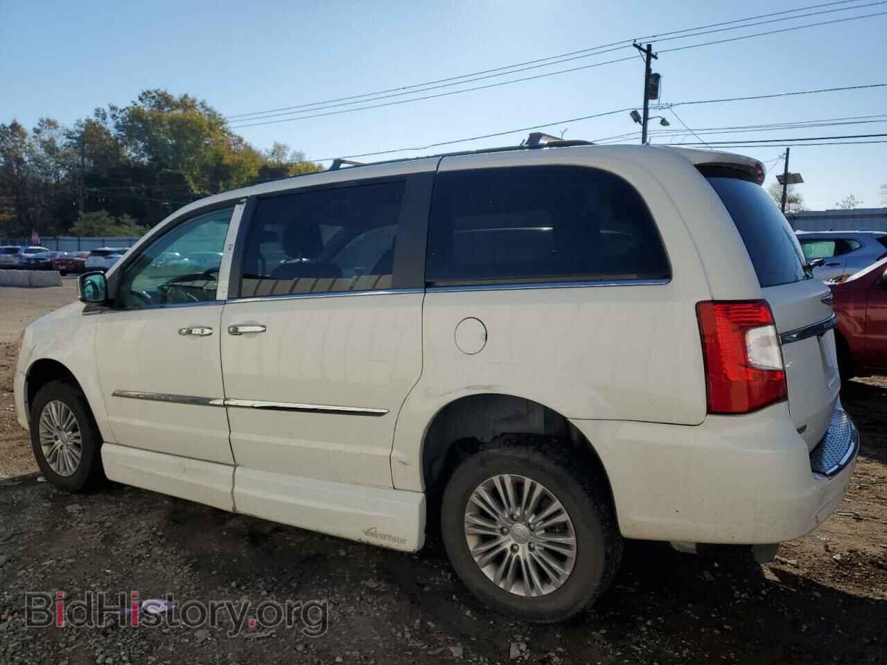 2013 CHRYSLER MINIVAN - VIN: 2C4RC1CG0DR711111 - Photo 2