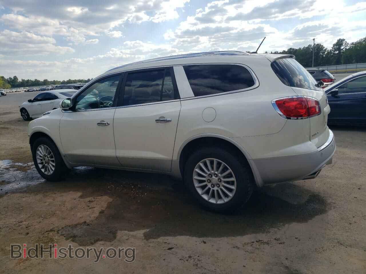 2008 BUICK ENCLAVE - VIN: 5GAER23748J302379 - Фото 2