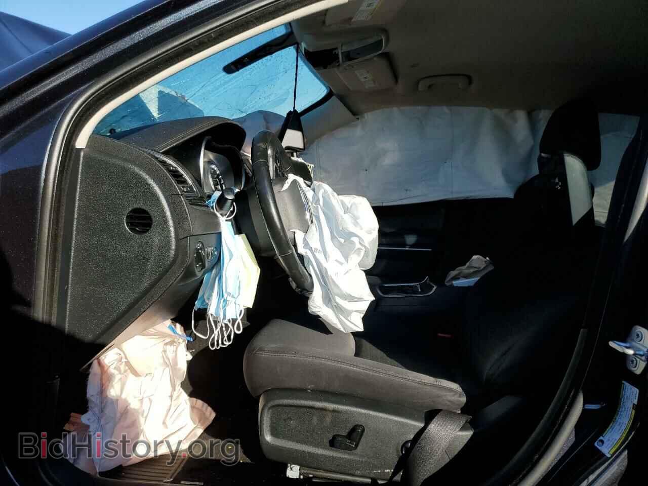 2019 CHRYSLER 300 - VIN: 2C3CCAAGXKH579605 - Фото 7