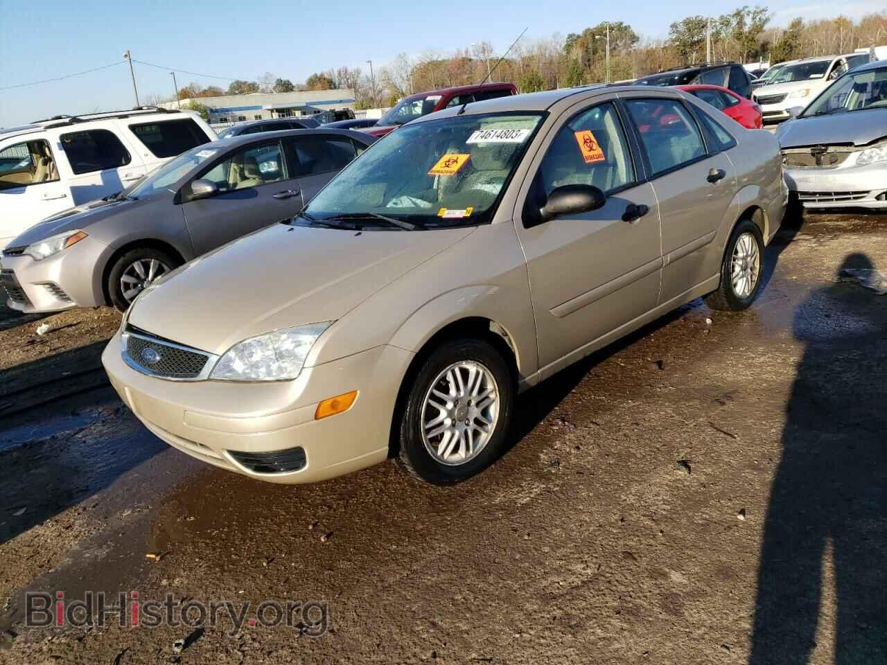 Photo 1FAFP34N27W267635 - FORD FOCUS 2007