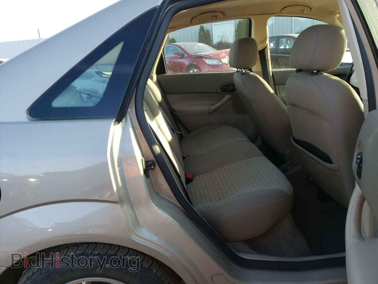 2007 FORD FOCUS - VIN: 1FAFP34N27W267635 - Фото 10