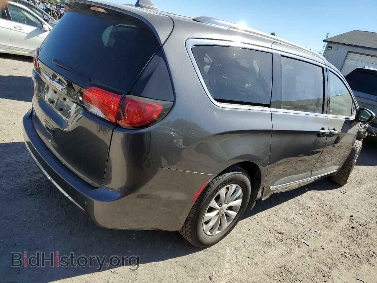2019 CHRYSLER PACIFICA - VIN: 2C4RC1BGXKR608972 - Фото 3