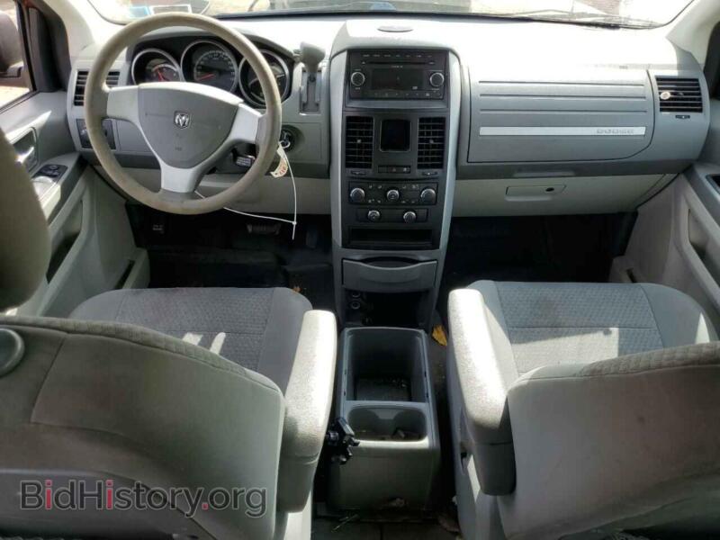 2010 Dodge CARAVAN (VIN 2D4RN4DE0AR314649) — photo 8 of 13
