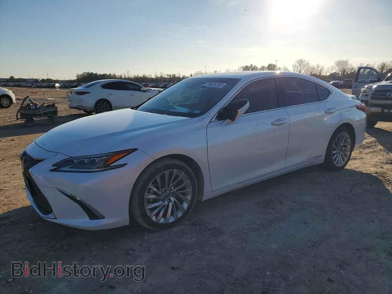 Фотография JTHB21B19K2020140 - LEXUS ES300 2019