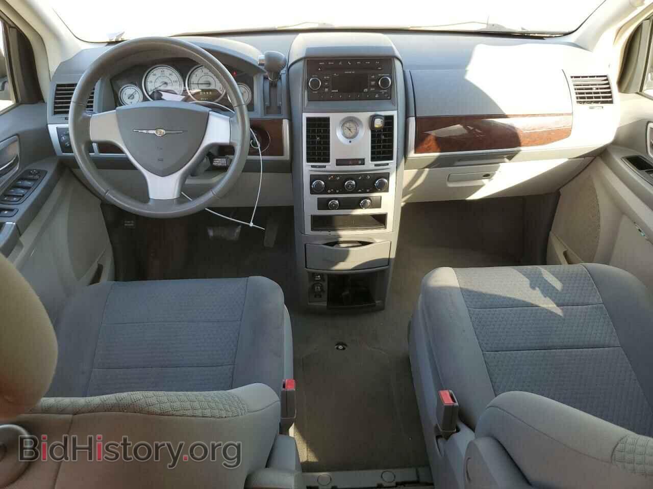 2010 CHRYSLER MINIVAN - VIN: 2A4RR5D11AR450755 - Фото 8