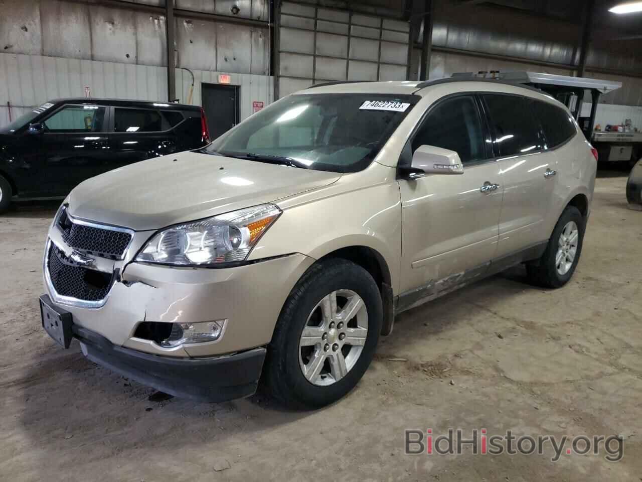 Photo 1GNKVGED1BJ390576 - CHEVROLET TRAVERSE 2011