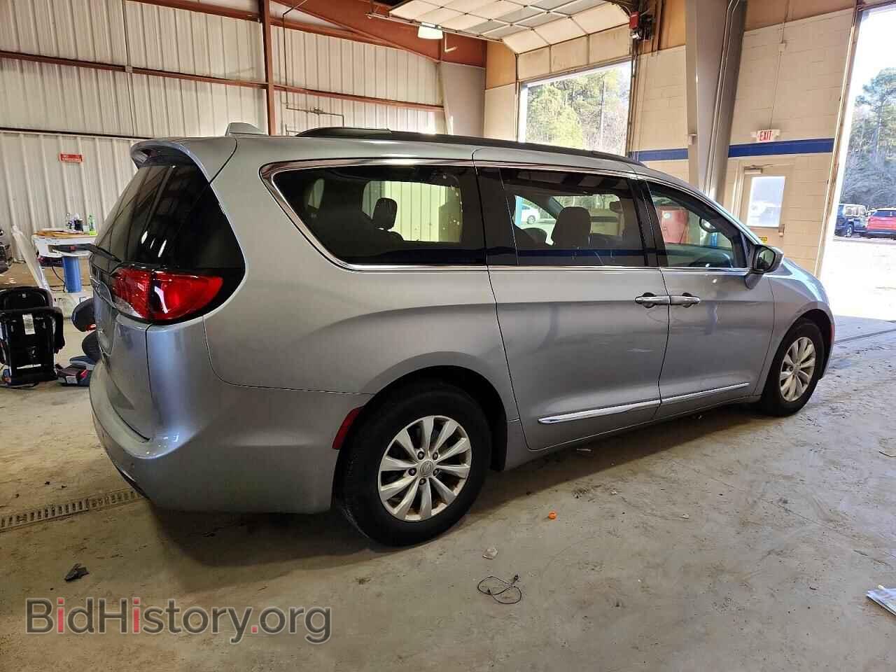 2017 CHRYSLER PACIFICA - VIN: 2C4RC1BG1HR729351 - Фото 3