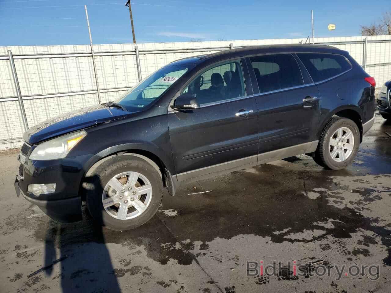 Photo 1GNKVGED2BJ324277 - CHEVROLET TRAVERSE 2011