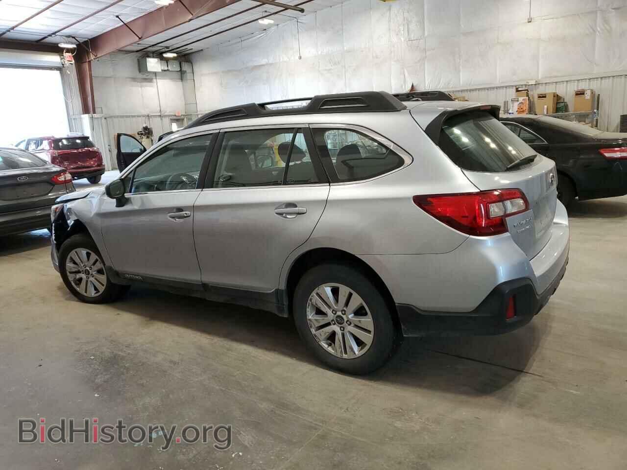2019 SUBARU OUTBACK - VIN: 4S4BSABC3K3257568 - Фото 2