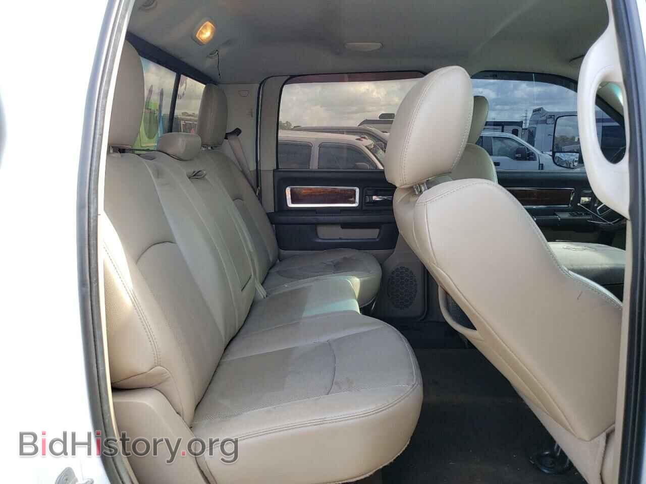2011 DODGE All Models - VIN: 3D73Y4CL9BG546383 - Photo 10