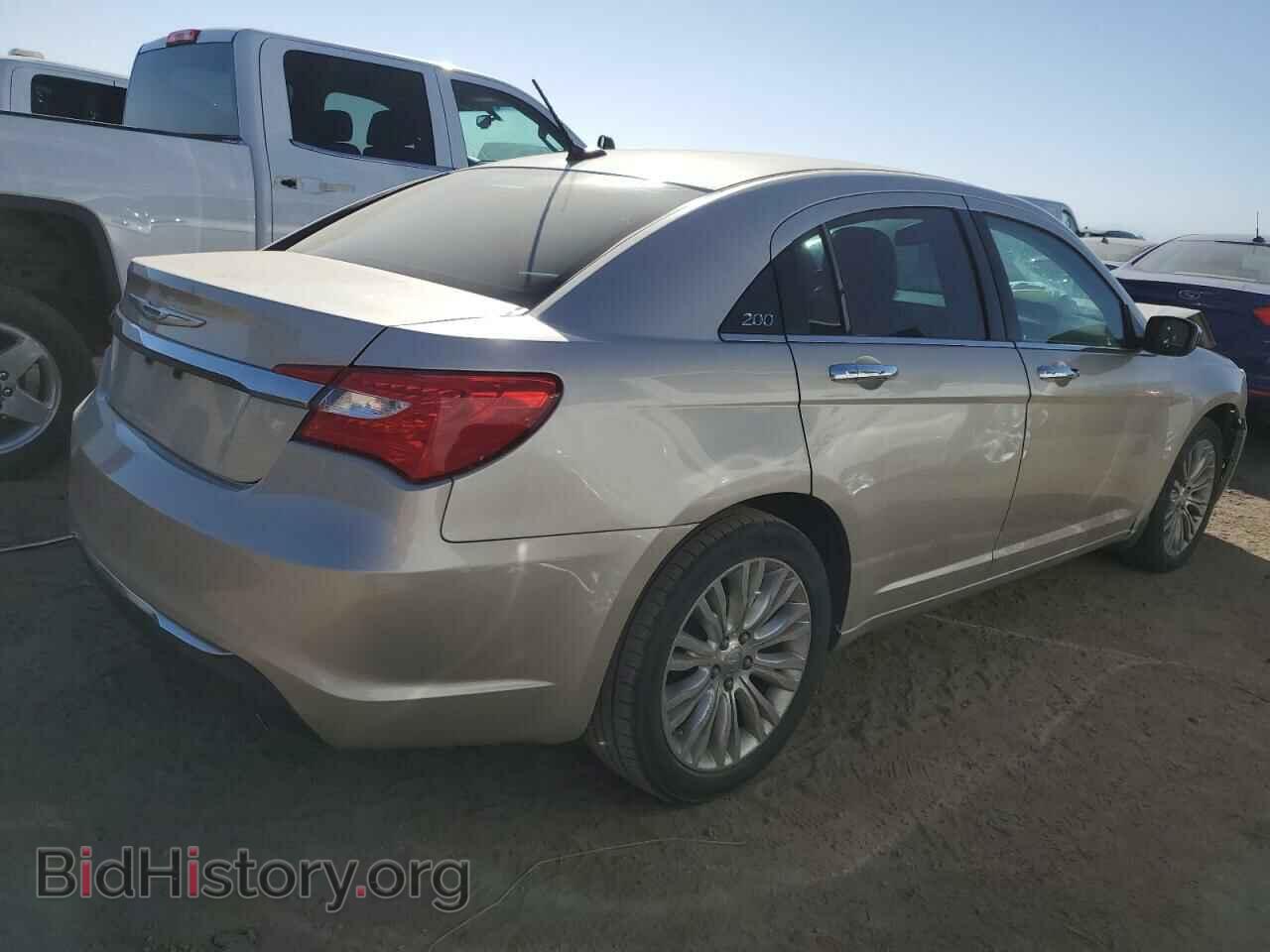 2013 CHRYSLER 200 - VIN: 1C3CCBCGXDN690006 - Фото 3
