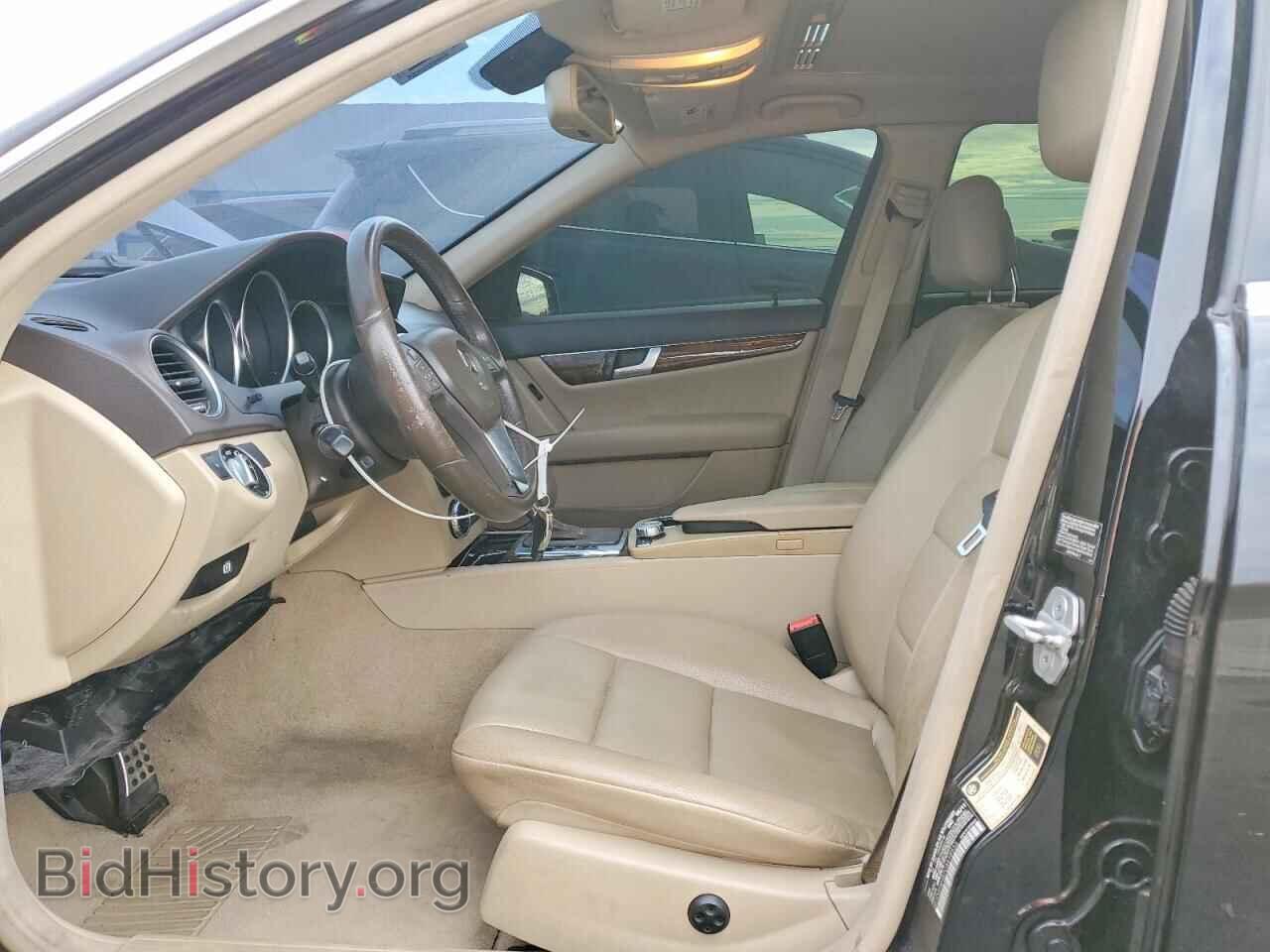 2012 MERCEDES-BENZ C-CLASS - VIN: WDDGF4HB7CA618933 - Фото 7