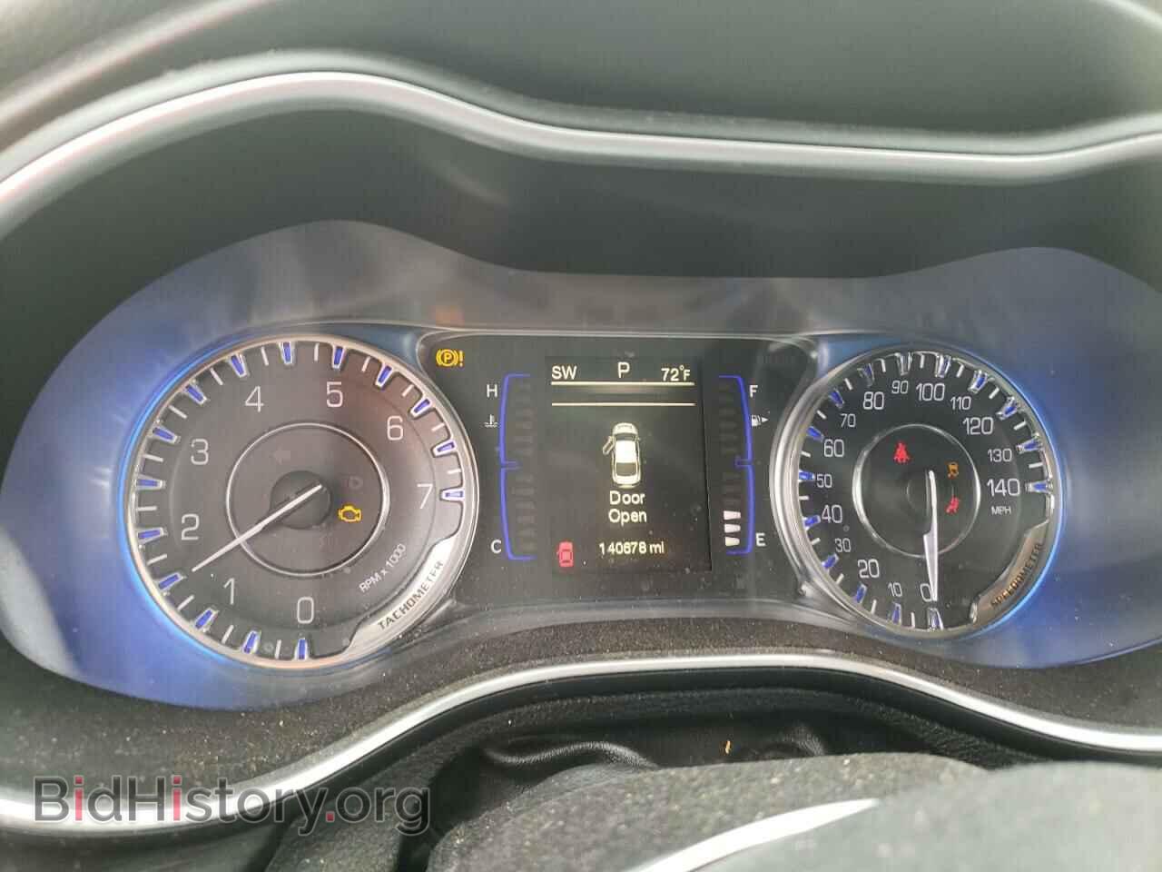 2015 CHRYSLER 200 - VIN: 1C3CCCABXFN719102 - Фото 9