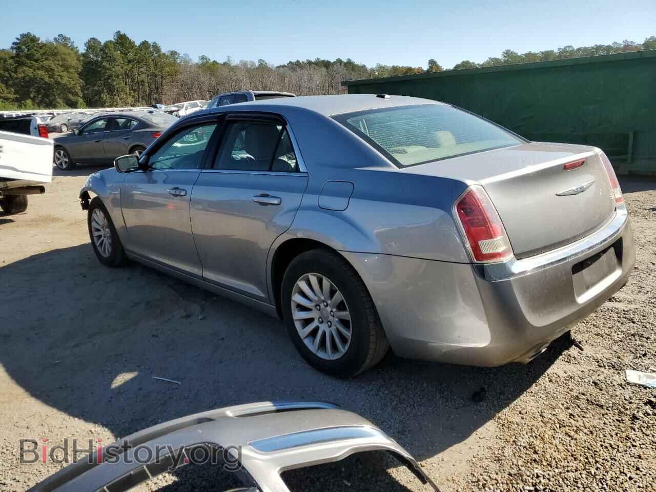 2014 CHRYSLER 300 - VIN: 2C3CCAAG0EH263182 - Фото 2