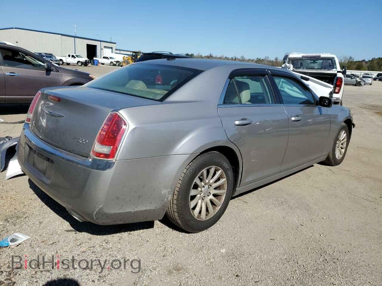 2014 CHRYSLER 300 - VIN: 2C3CCAAG0EH263182 - Фото 3