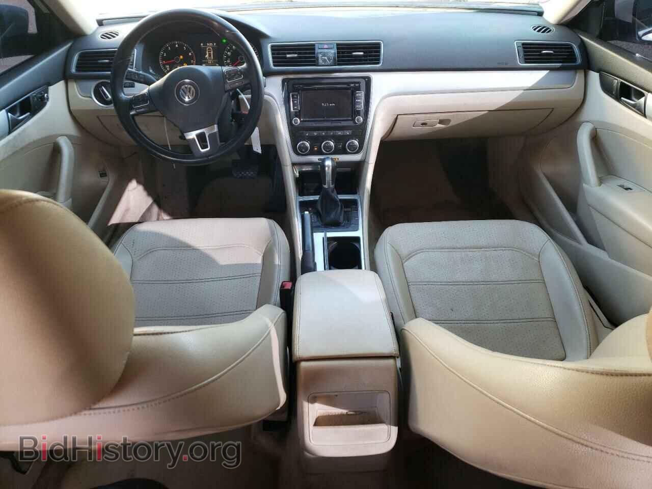 2012 VOLKSWAGEN PASSAT - VIN: 1VWBP7A32CC109940 - Фото 8