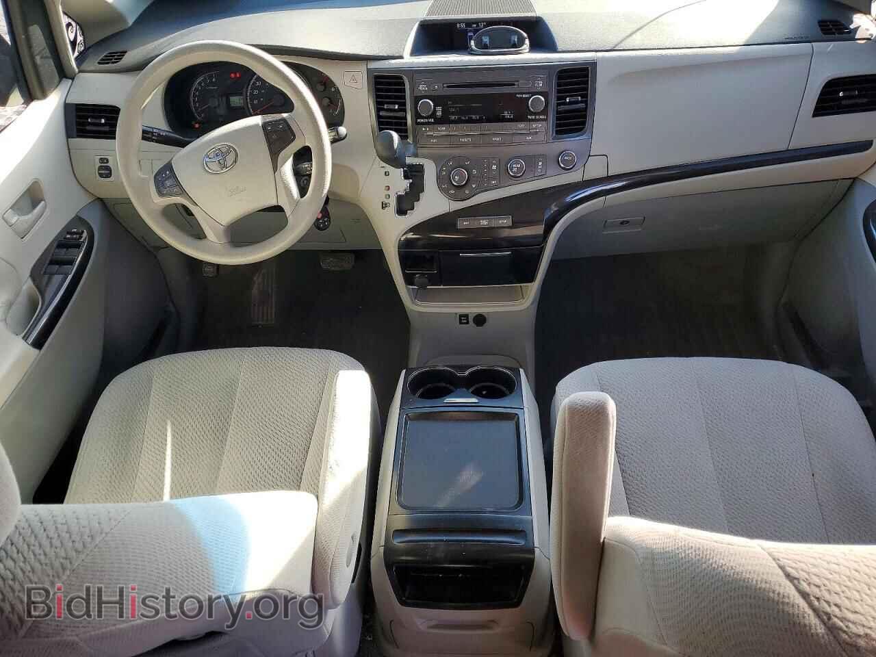 2011 TOYOTA All Models - VIN: 5TDJK3DC3BS028945 - Фото 8