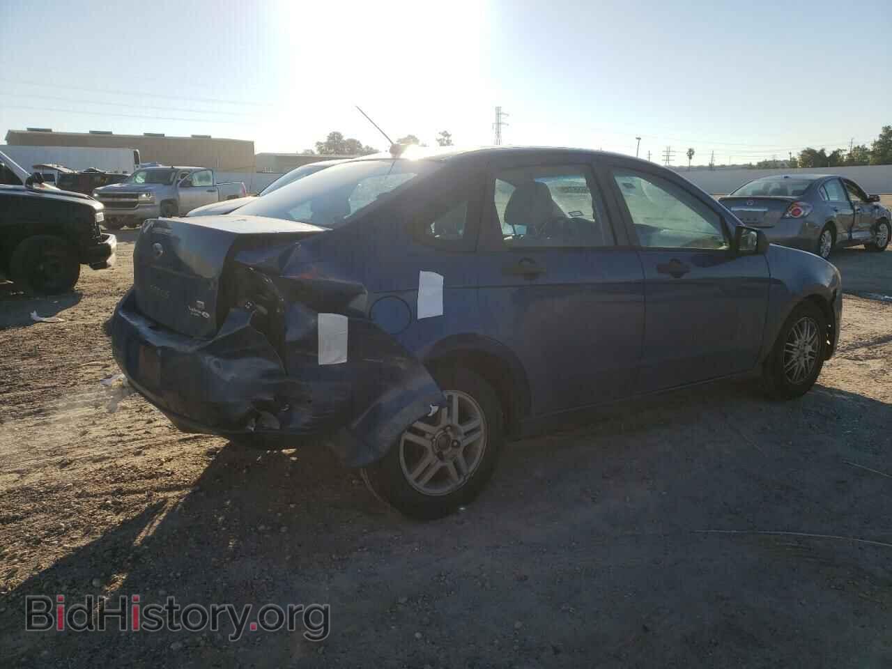 2009 FORD FOCUS - VIN: 1FAHP35N39W208572 - Фото 3