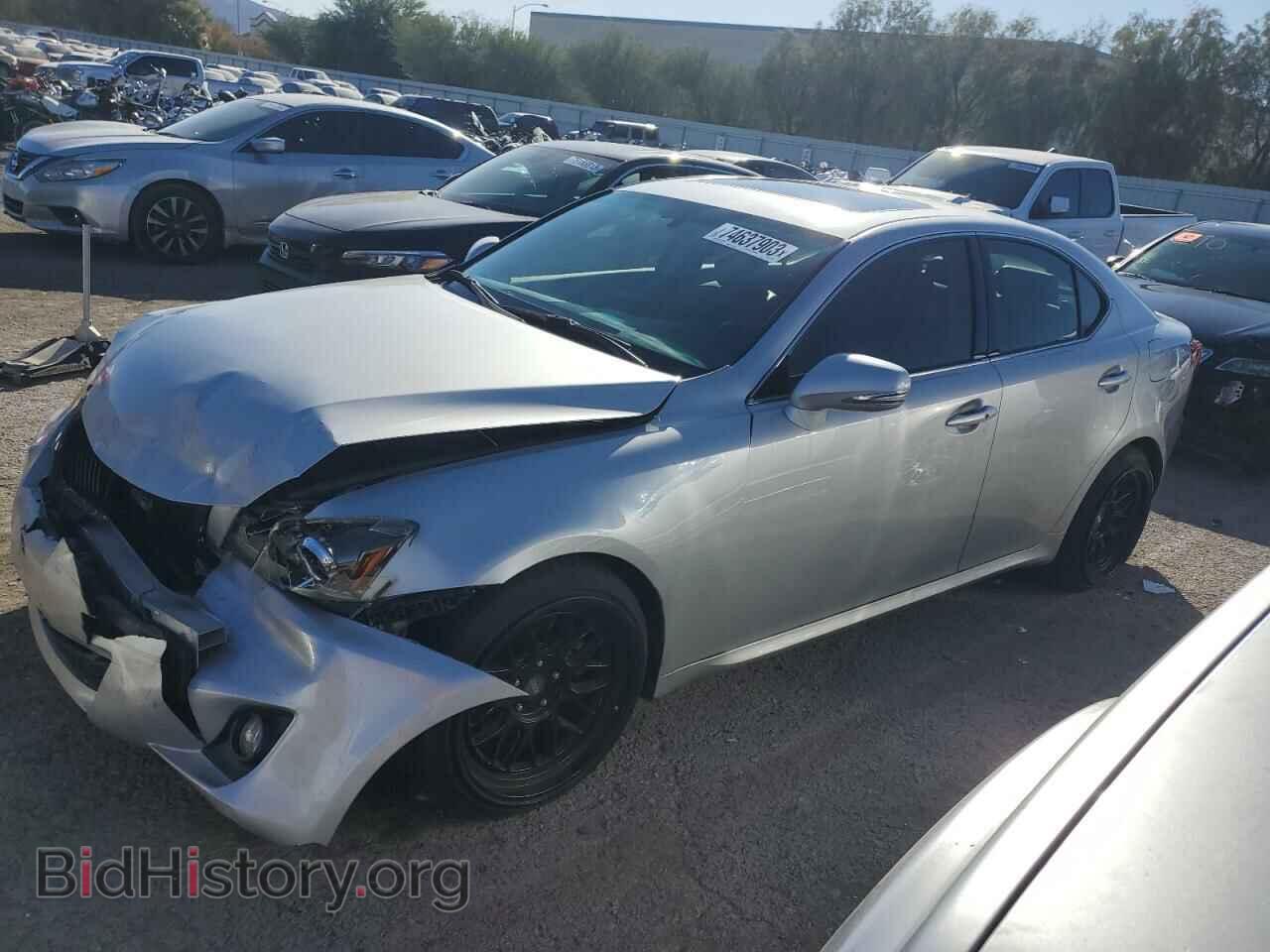 Photo JTHBF5C29C5176844 - LEXUS IS 2012