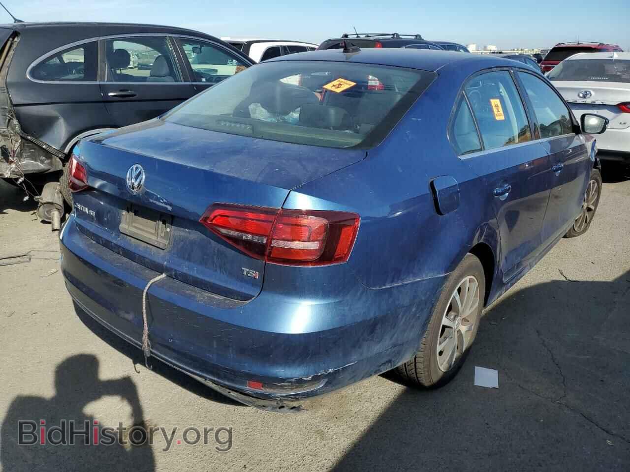 2017 VOLKSWAGEN JETTA - VIN: 3VWDB7AJ8HM411194 - Фото 3