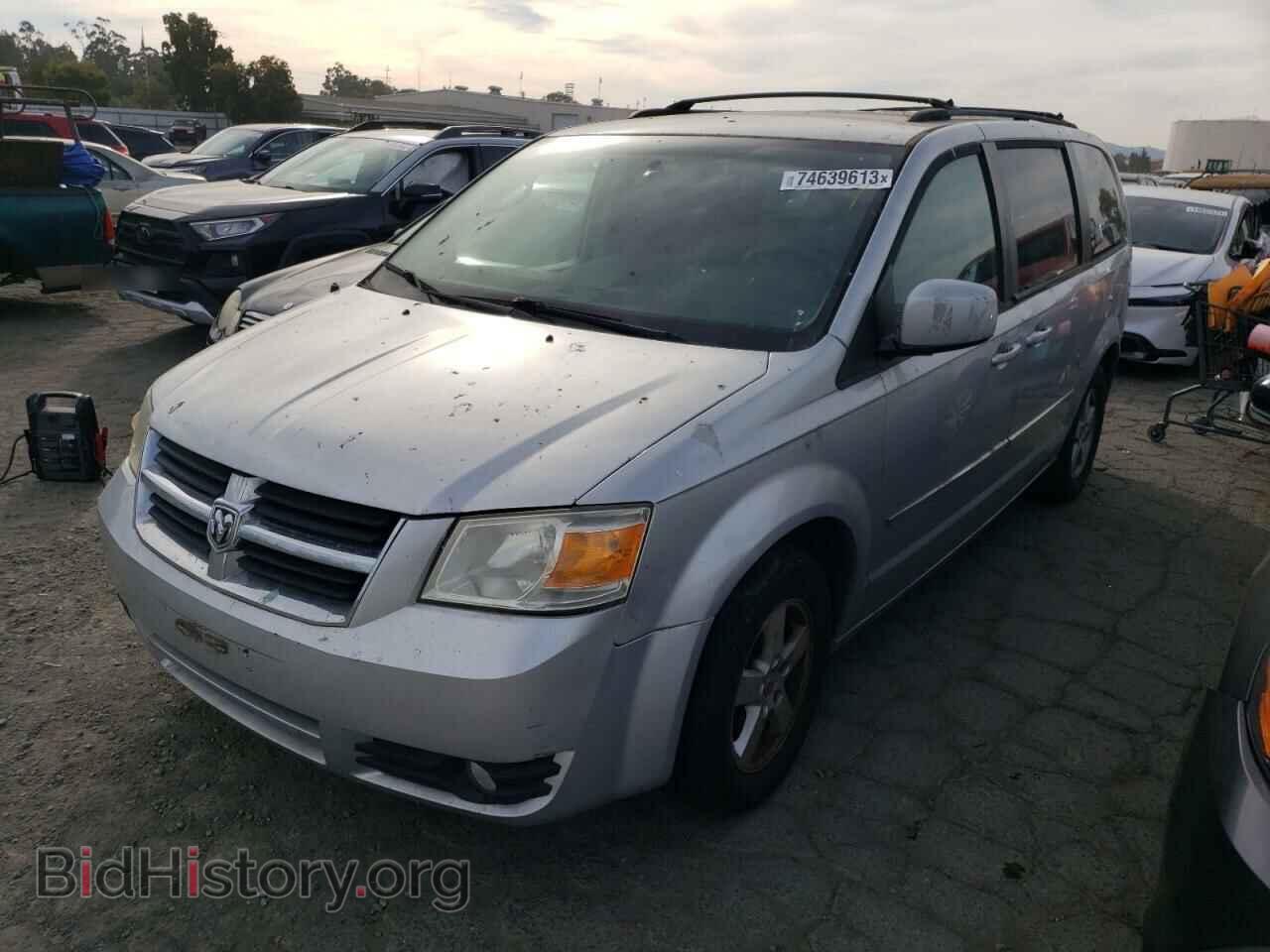 Фотография 2D4RN5D19AR100262 - DODGE CARAVAN 2010