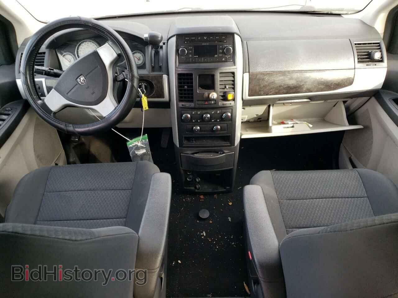 2010 DODGE CARAVAN - VIN: 2D4RN5D19AR100262 - Фото 8
