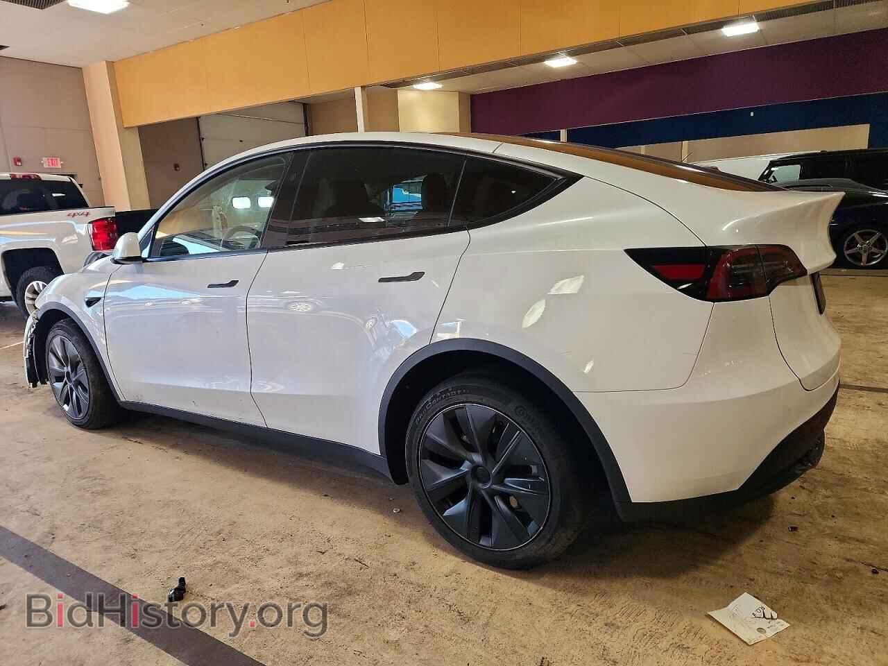 2024 TESLA MODEL Y - VIN: 7SAYGDEE6RF198742 - Фото 2