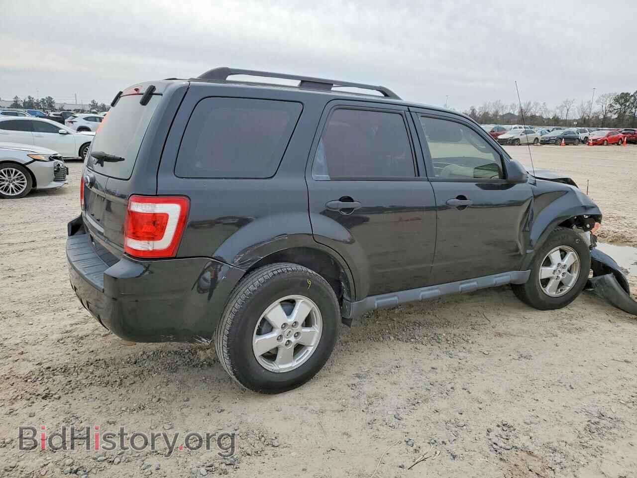 2011 FORD ESCAPE - VIN: 1FMCU0C78BKA07209 - Фото 3