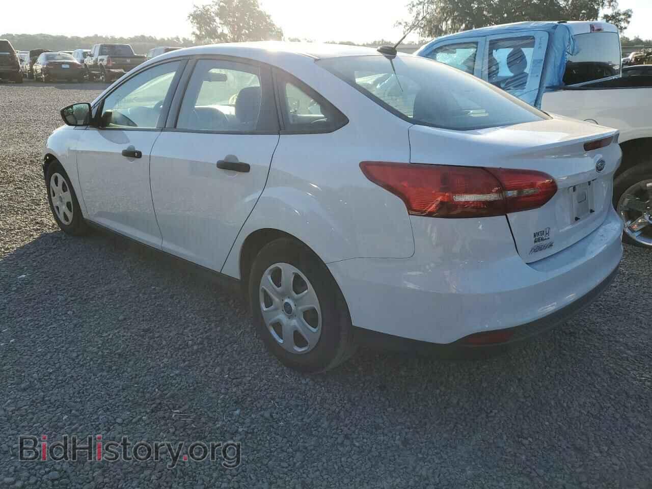 2017 FORD FOCUS - VIN: 1FADP3E26HL327348 - Фото 2