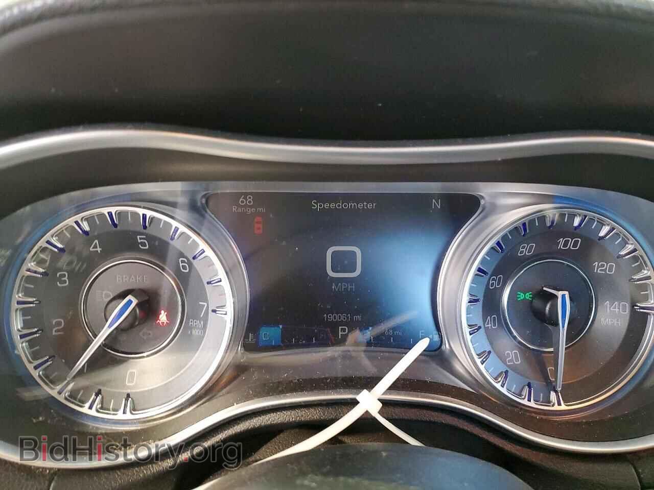 2015 CHRYSLER 300 - VIN: 2C3CCAAG5FH792077 - Фото 9