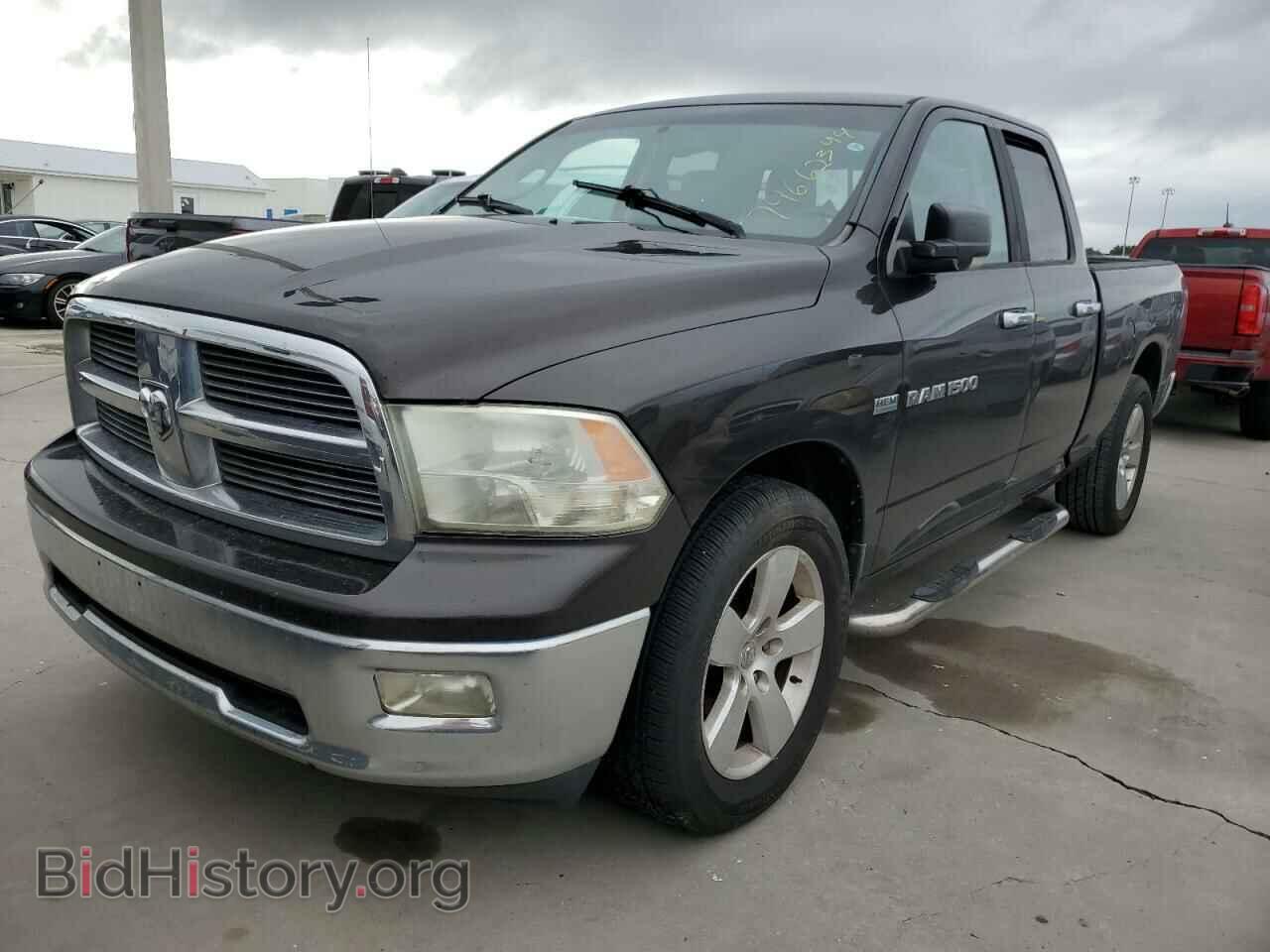Photo 1D7RV1GT7BS619061 - DODGE All Models 2011